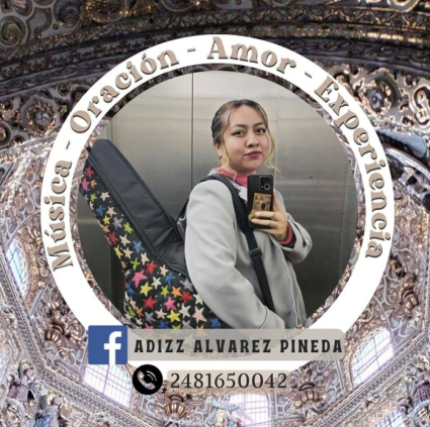 Adriana Álvarez: rezos y música católica