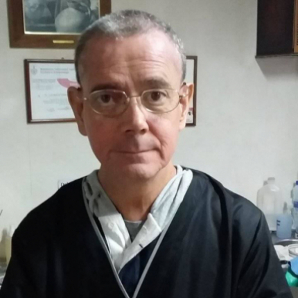 Dentista - Dr. Manuel Valderrama Hernández