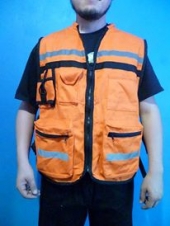 Ideales para trabajos que requieren protección, diversos colores y telas.  - Uniformes Industriales - Diger Confecciones