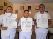 Escuela de Enfermería San José te ofrece: 

Carrera técnico profesional en enfermería general.
3 años de carrera y 1 año de servicio social.
Titulo y cedula profesional. - Escuela de Enfermería San José