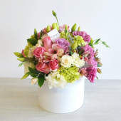 Arreglos elegantes y sofisticados que reflejan la identidad y el prestigio de tu empresa. - Vincent Boutique Floral