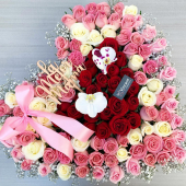 Creación de ramos nupciales, centros de mesa y decoraciones que realzan la belleza de cada momento especial. - Vincent Boutique Floral