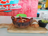  - La Cura Aguachiles y Ceviches