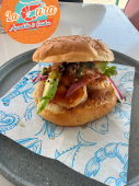  - La Cura Aguachiles y Ceviches