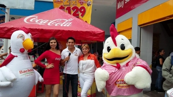 El mejor ambiente para esta gran fiesta - Pollo Feliz Puebla - Puebla