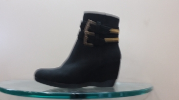 Liz Guerrero Boutique
Tel: (222) 285.5211
Email: adelita.carcamo@yahoo.com.mx - Liz Guerrero Bouti...