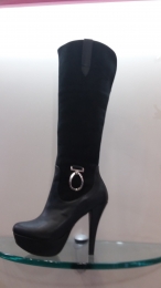 Liz Guerrero Boutique
Tel: (222) 285.5211
Email: adelita.carcamo@yahoo.com.mx - Liz Guerrero Bouti...