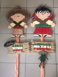 Ponte muy patriota con estos increíbles diseños
Manualidades Maderitas Puebla
Tel: (222) 283.5015
...