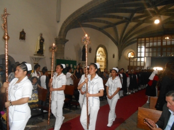 Entrada del Equipo Litúrgico - Escuela de Enfermería San José - Puebla