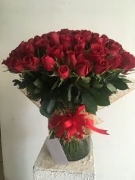Florero con 100 rosas en Puebla Florería - Flor de Lotto  - Florería - Flor de Lotto - Puebla