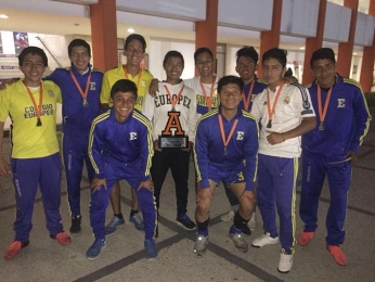 Tigres del Europeo Campeones en Fútbol. - Colegio Europeo - Puebla