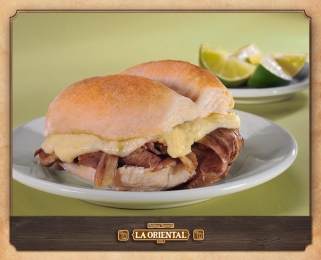 Como nuestras tortas ninguna, tenemos la composición perfecta de sabor para ti, pídela en La Orienta...