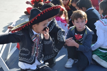 Toda la comunidad escolar se reunió para celebrar a México Colegio Americano de Puebla - Colegio Ame...