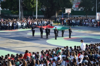 Feliz día de la Independencia - Colegio Americano de Puebla - Puebla