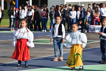 15 de septiembre viva México - Colegio Americano de Puebla - Puebla