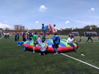 GLADIADOR 5 MTS DIÁMETRO
INFORMES 2223551984 - GEC Eventos - Puebla