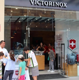 Activación de Victorinox en Solesta - Victorinox Puebla - Puebla