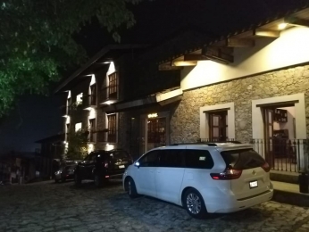 Tenemos los vehículos ideales para tus viajes  - Renta de camionetas - Electravel Viajes - Puebla