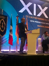 Cirugía de Cadera XIX donde el Ortopedista - Dr. Cristian Rivera Reyes impartió el tema de Complicac...