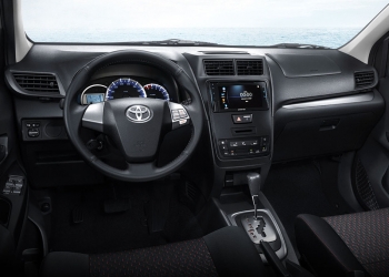 La gama 2020 de Toyota Avanza mantiene su configuración de dos niveles de equipamiento.  - Agencia d...