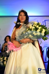 Diana Laura Gallegos Tototzintle Reina de las Fiestas Patrias 2012 - Profesionales en Servicios Audi...